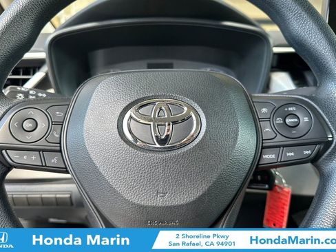 Used 2023 Toyota Corolla LE image 27