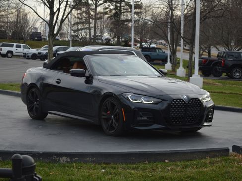 Certified 2024 BMW 430i Convertible w/ M Sport Package image 13