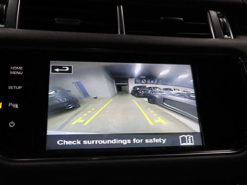 Used 2015 Land Rover Range Rover Sport SE image 35