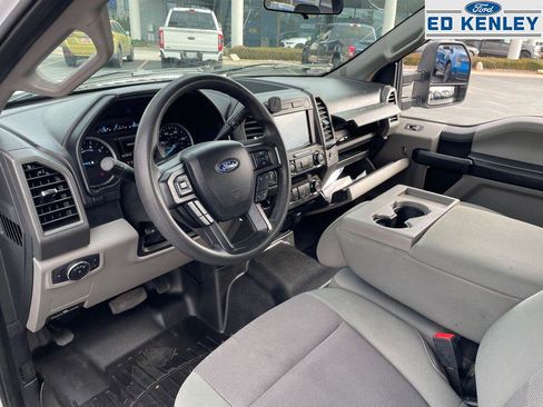 Used 2021 Ford F250 XL w/ Power Equipment Group image 4