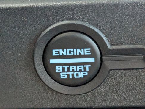 New 2025 Ford Bronco Outer Banks w/ Sasquatch Package image 33