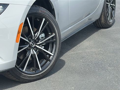 New 2025 MAZDA MX-5 Miata Grand Touring image 3