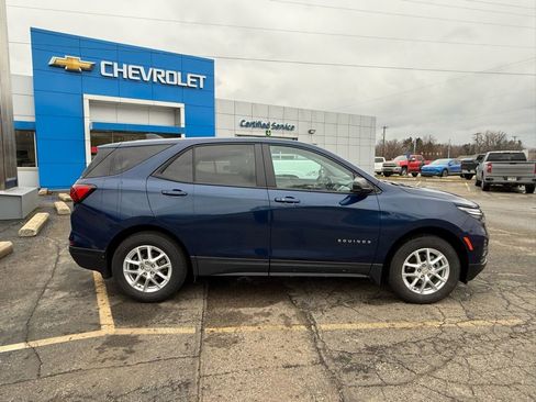 Certified 2023 Chevrolet Equinox LS w/ LS Convenience Package image 7