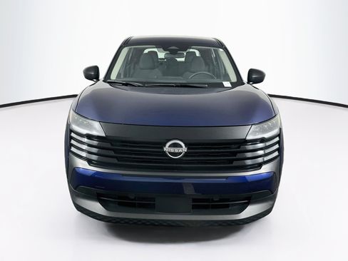 Used 2025 Nissan Kicks S FWD image 2