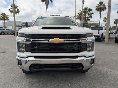 Used 2025 Chevrolet Silverado 3500 LT w/ Safety Package AWD/4WD image 8