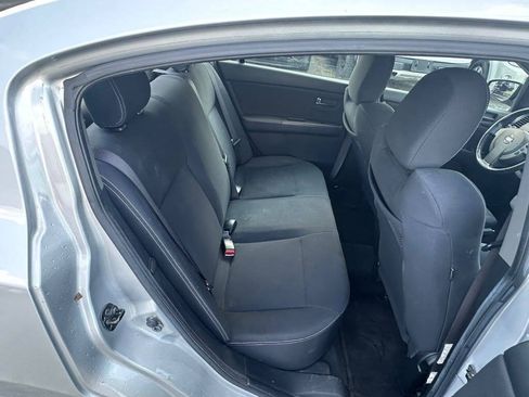 Used 2011 Nissan Sentra SE-R FWD image 20