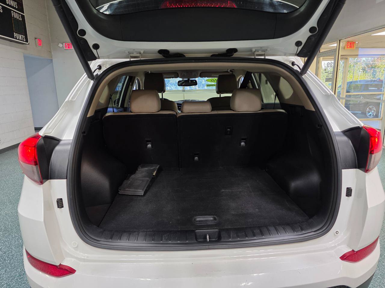 Used 2016 Hyundai Tucson Limited AWD/4WD image 21