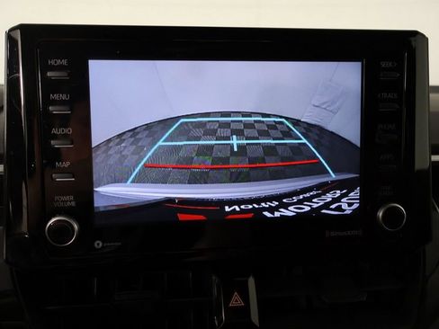 Used 2022 Toyota Corolla LE FWD image 38