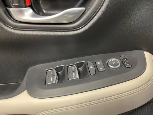 New 2026 Honda HR-V EX-L image 9