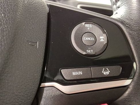 Used 2020 Honda Pilot Touring image 25