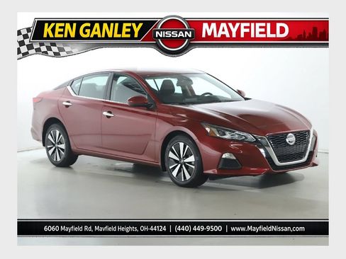 Used 2022 Nissan Altima 2.5 SV AWD/4WD image 1