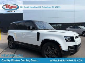 Used 2022 Land Rover Defender 110 X-Dynamic HSE AWD/4WD video 1