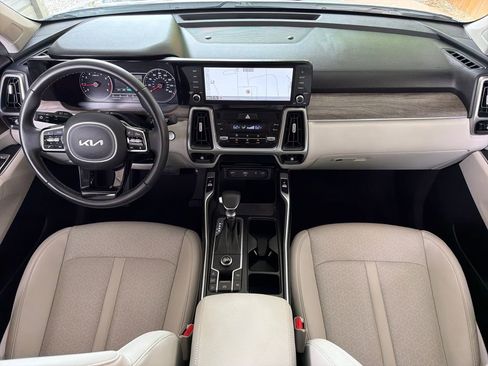 Used 2023 Kia Sorento EX FWD image 23
