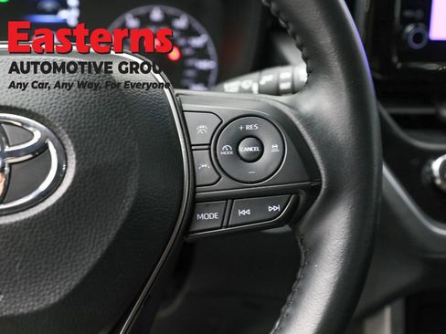 Used 2024 Toyota Corolla Cross LE image 16