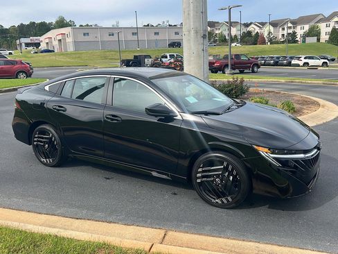 New 2026 Nissan Sentra SR w/ SR Premium Package FWD image 7