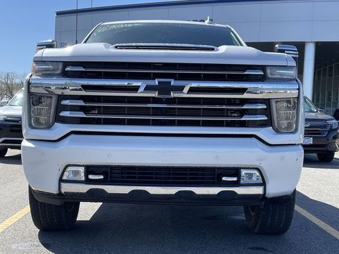 Used 2021 Chevrolet Silverado 3500 High Country w/ Z71 Off-Road Package AWD/4WD image 15