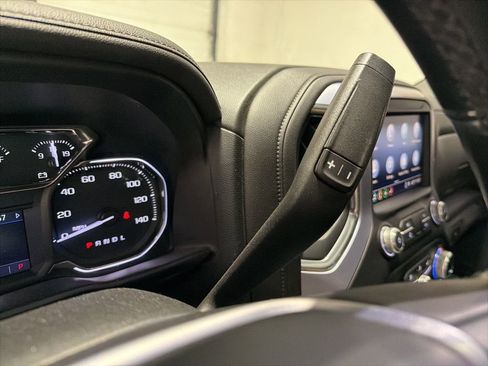 Used 2019 GMC Sierra 1500 SLT AWD/4WD image 25