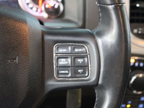 Used 2019 RAM 1500 Warlock AWD/4WD image 17
