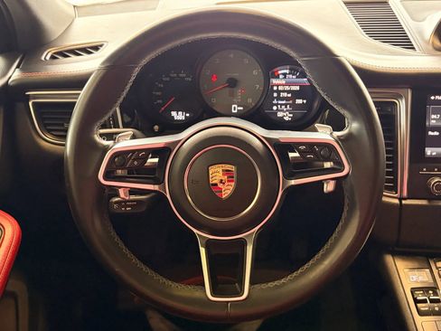 Used 2017 Porsche Macan S image 31