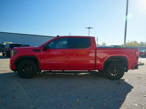 Used 2022 GMC Sierra 1500 Elevation w/ LPO, Elevation Black Package image 4