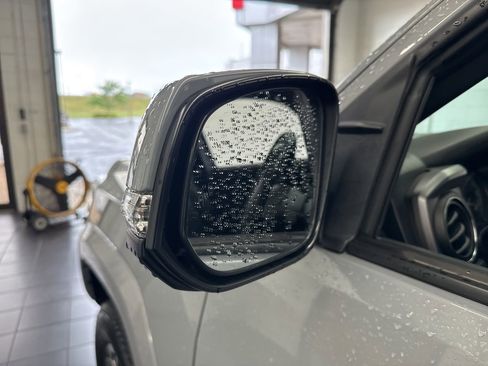 Used 2021 Toyota Tacoma TRD Sport w/ TRD Premium Sport Package AWD/4WD image 13