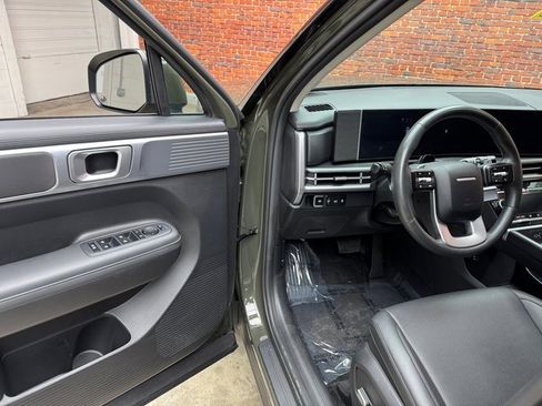 Used 2024 Hyundai Santa Fe SEL image 9