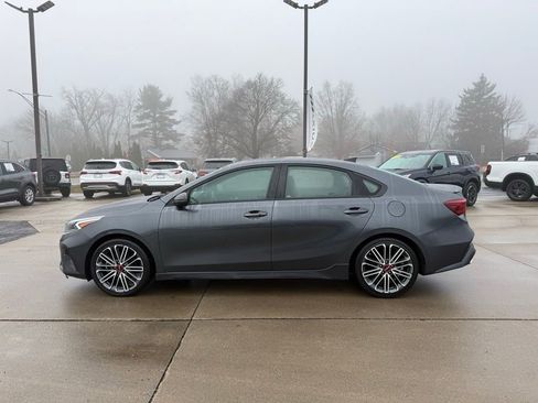 Used 2022 Kia Forte GT image 4