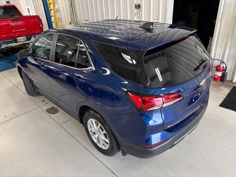 Used 2022 Chevrolet Equinox LT w/ LPO, Floor Liner Package FWD image 7