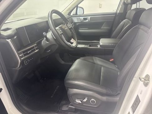 Used 2024 Hyundai Santa Fe SEL FWD image 11