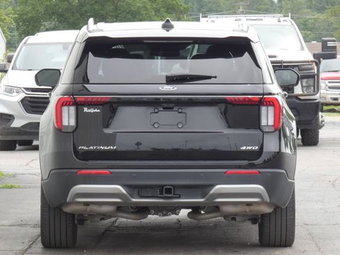Used 2025 Ford Explorer Platinum w/ LUX Leather Package AWD/4WD image 4