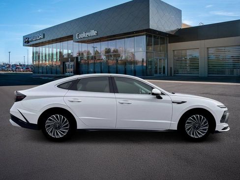 New 2026 Hyundai Sonata Limited FWD image 9