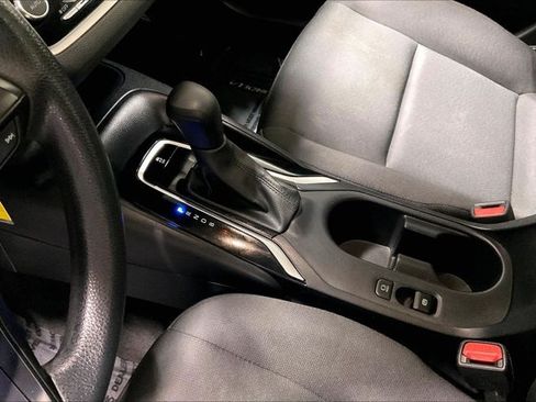 Used 2024 Toyota Corolla LE FWD image 17