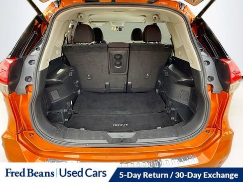 Used 2019 Nissan Rogue SV w/ Premium Package AWD/4WD image 27