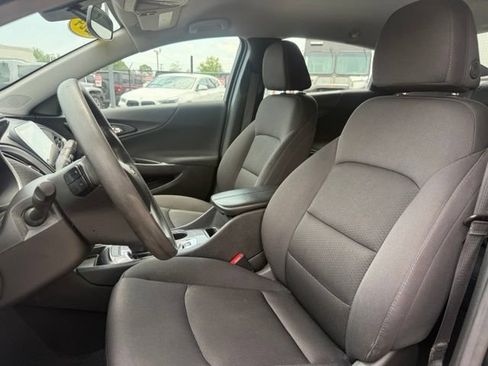 Used 2023 Chevrolet Malibu LT FWD image 8