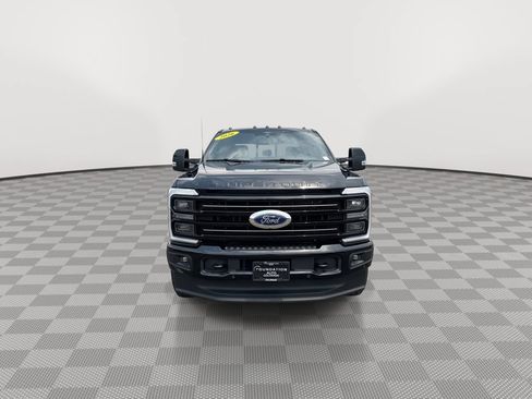 Used 2026 Ford F250 Platinum w/ FX4 Off-Road Package AWD/4WD image 5