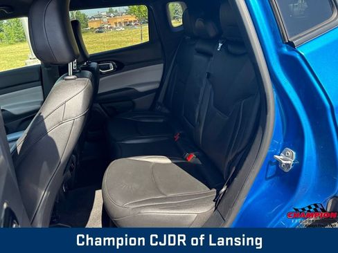 Used 2025 Jeep Compass Limited AWD/4WD image 14