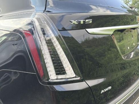 Used 2025 Cadillac XT5 Sportv w/ Technology Package AWD/4WD image 8