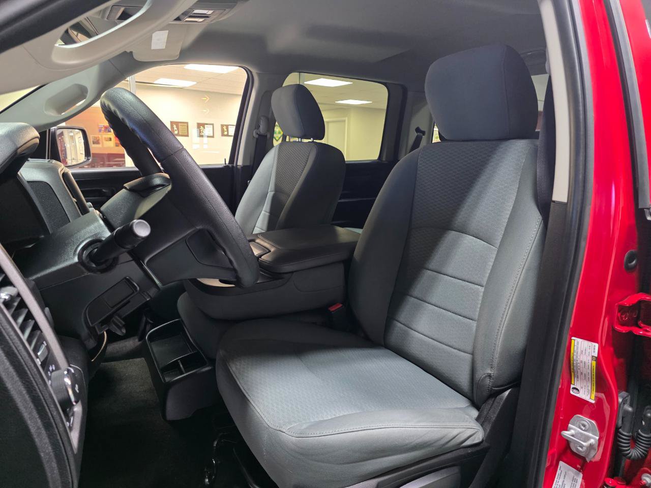 Used 2016 RAM 1500 Express w/ Popular Equipment Group AWD/4WD image 15