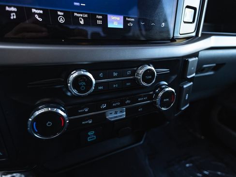 Used 2024 Ford F150 XLT w/ Tow/Haul Package image 17