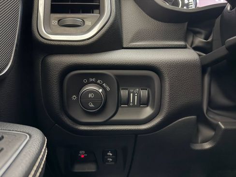 Used 2023 RAM 1500 Laramie AWD/4WD image 16