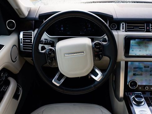 Used 2021 Land Rover Range Rover Westminster Edition image 11