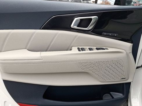 New 2026 Kia Carnival SX Prestige image 8