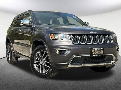 Used 2017 Jeep Grand Cherokee Limited AWD/4WD image 2