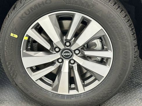 New 2026 Nissan Pathfinder SL image 13