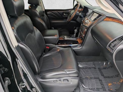 Used 2017 INFINITI QX80 4WD w/ Deluxe Technology Package image 21