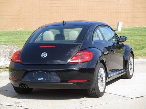 Used 2015 Volkswagen Beetle 1.8T FWD image 85
