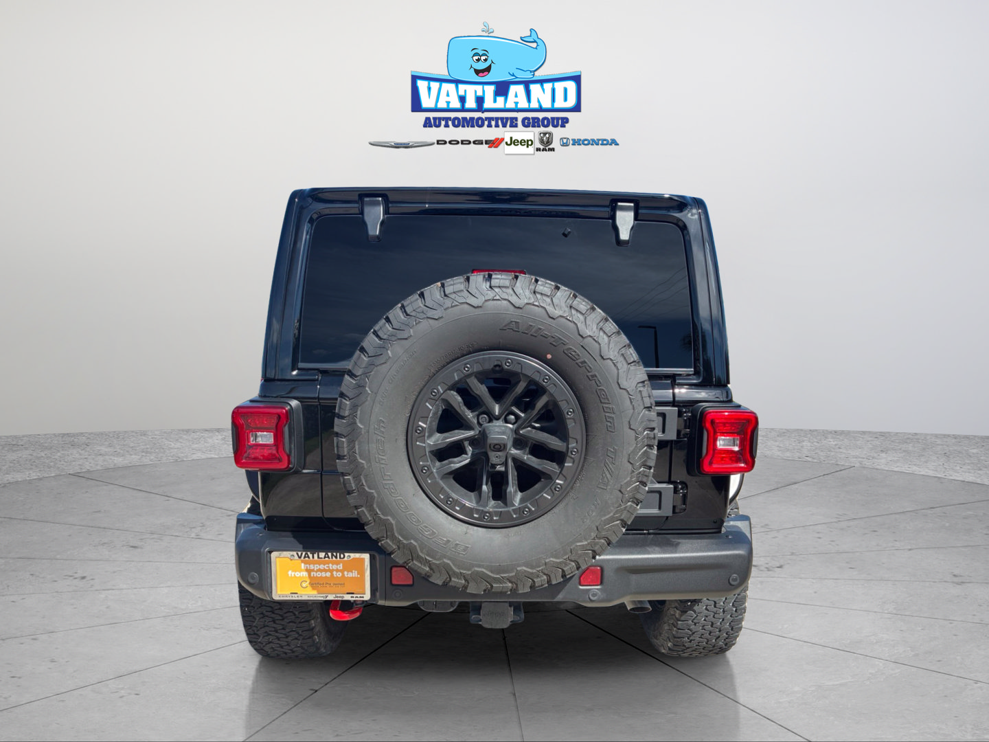 Certified 2026 Jeep Wrangler Unlimited Rubicon AWD/4WD image 4