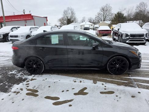 Used 2021 Toyota Corolla SE image 4