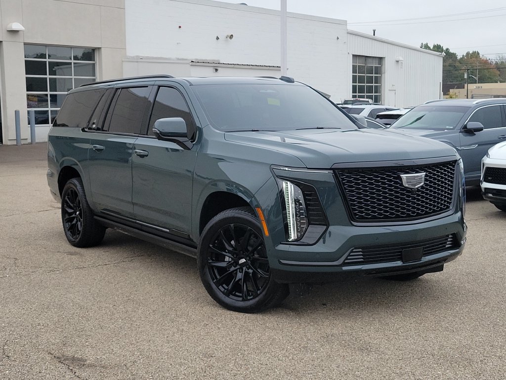 Used 2026 Cadillac Escalade ESV Sport w/ LPO, ONYX Package AWD/4WD image 1