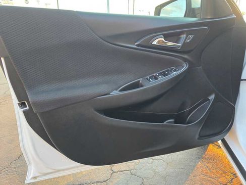 Used 2022 Chevrolet Malibu RS image 10